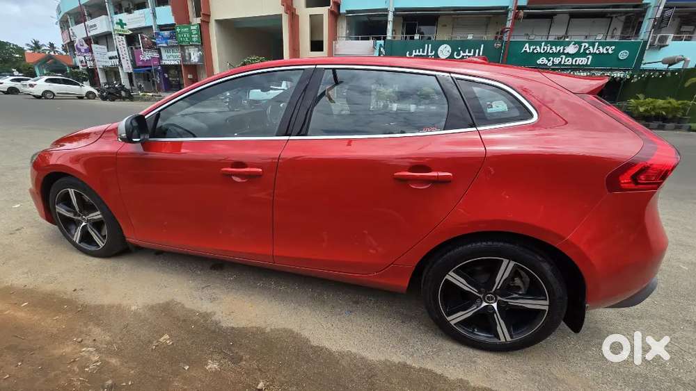 2018 Volvo V40 D3 R-design  Premium Hatchback