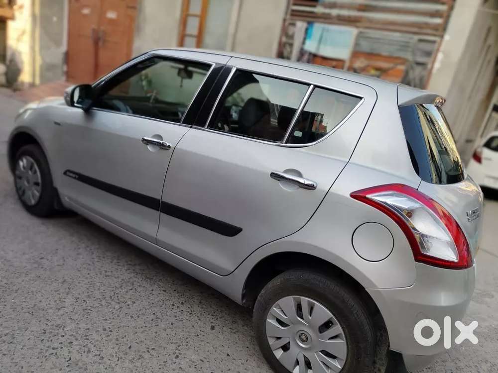 Maruti Suzuki Swift 2013 Diesel 82000 Km Driven