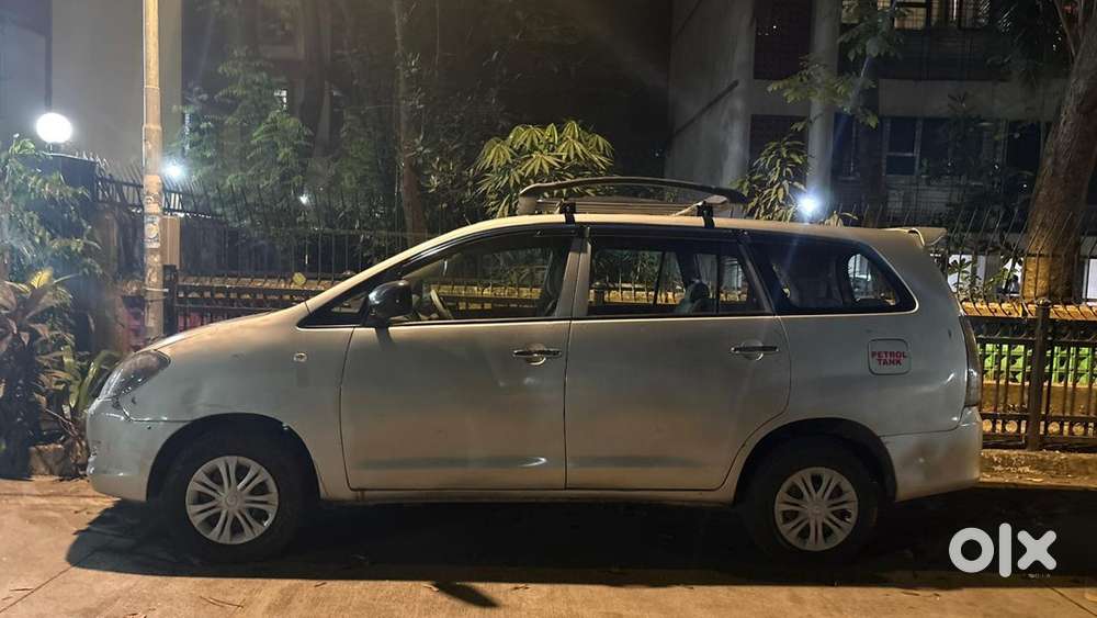 Toyota Innova 2.0 V 2005