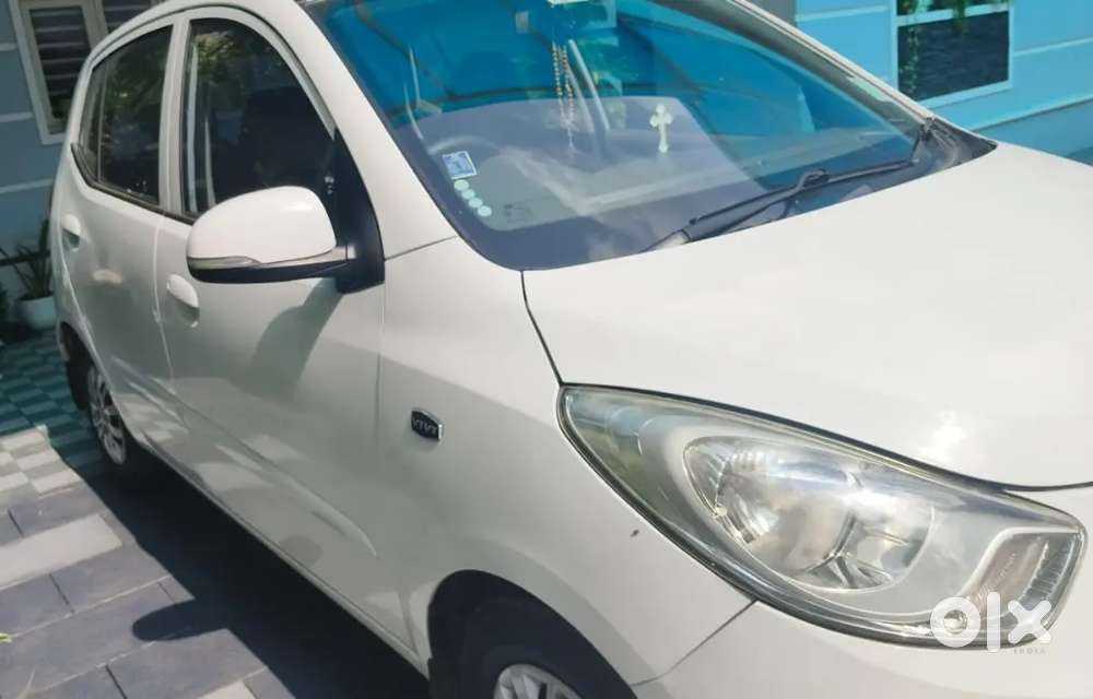 Well Maintained I10 Sportz For  Sale