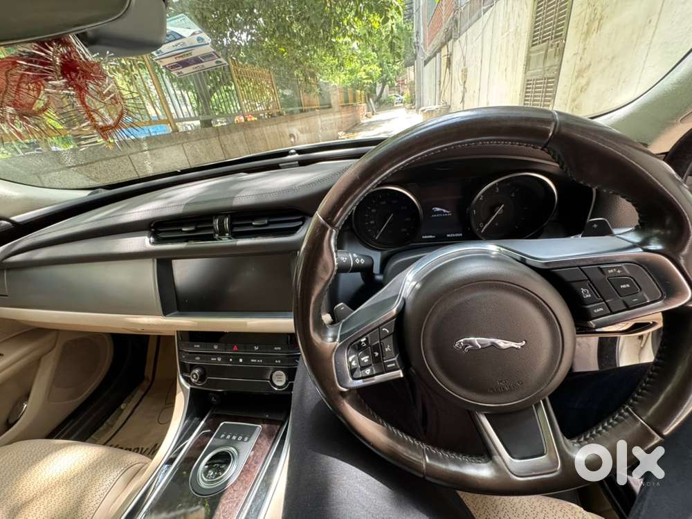 Jaguar Xf Diesel 2019
