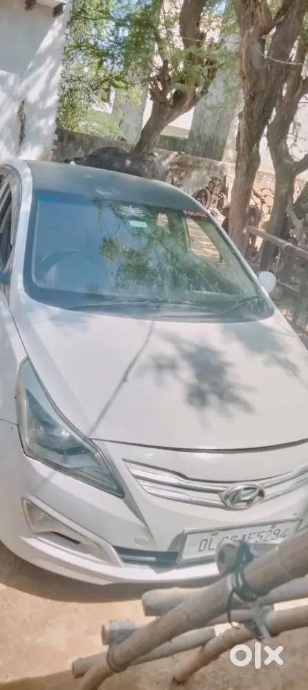 Hyundai Verna 2015 Petrol 126000 Km Driven