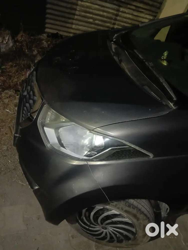 All Ok Car With Ac Power Window Power Steering Airbag With Bass Tube