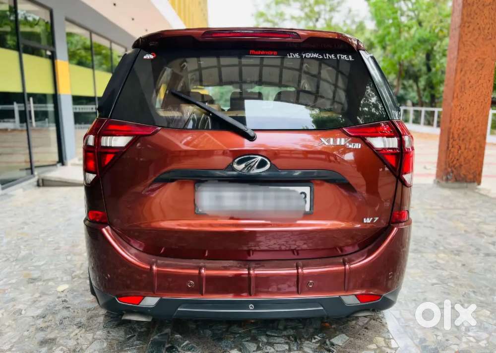 Mahindra Xuv500 2.2 W7 2019 Model