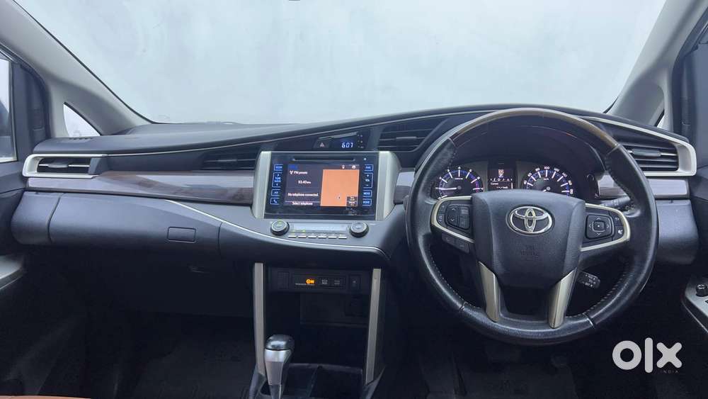 Toyota Innova Crysta 2.7 Zx At, 2016, Petrol