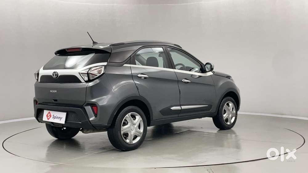 Tata Nexon 1.2 Revotron Xm (s), 2022, Cng & Hybrids