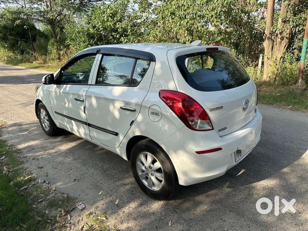 Hyundai I20 Sportz 1.4 Crdi, 2014, Diesel