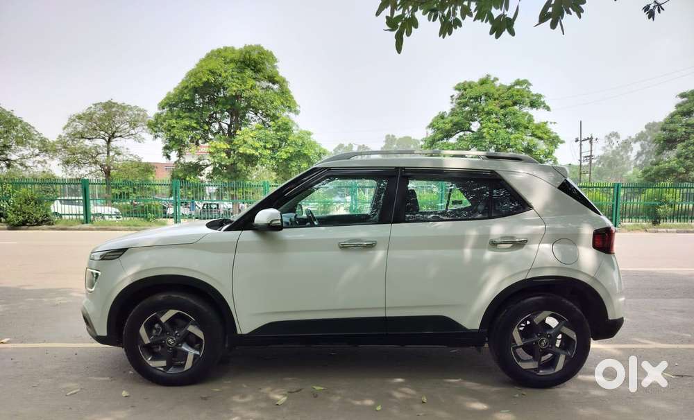Hyundai Venue 1.0 Sx Turbo Dct, 2019, Petrol