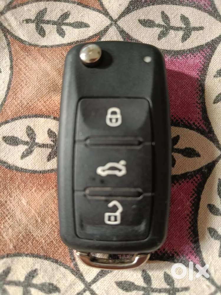 Volkswagen Polo 2011 Petrol 83000 Km Driven