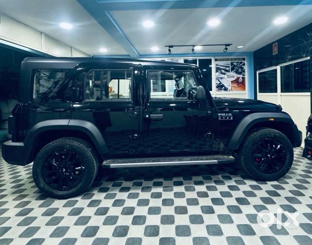 Mahindra Thar Roxx 2025
