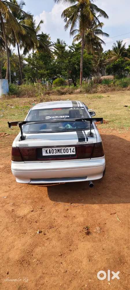 Maruti Suzuki Esteem 2002 Petrol