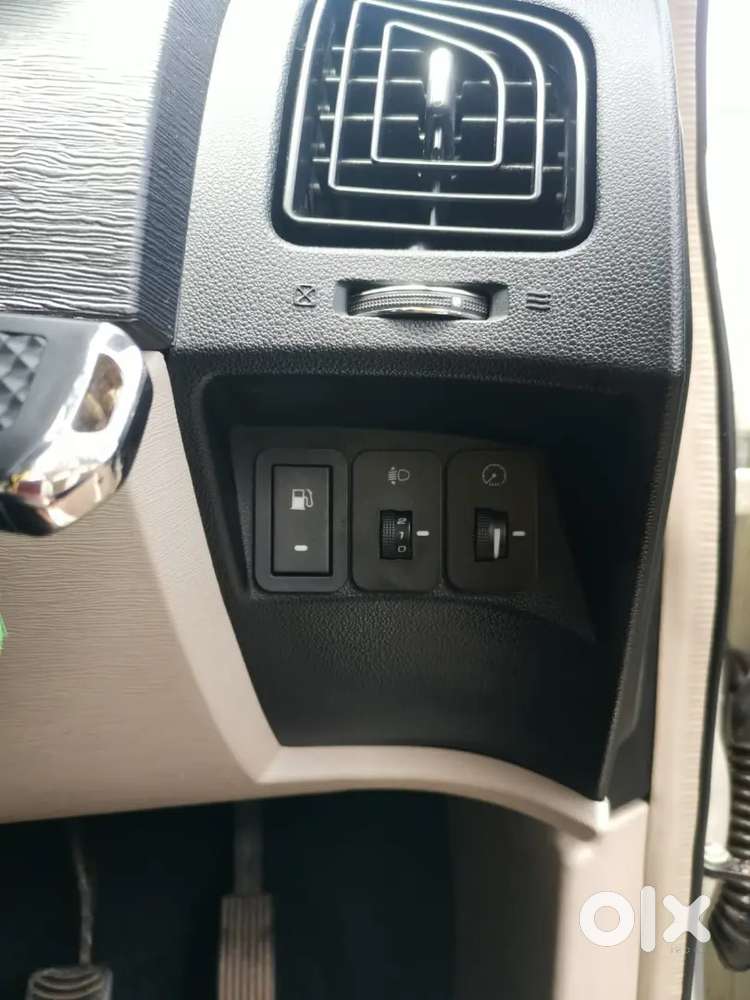 Mahindra Xuv500 W8 2015 Model