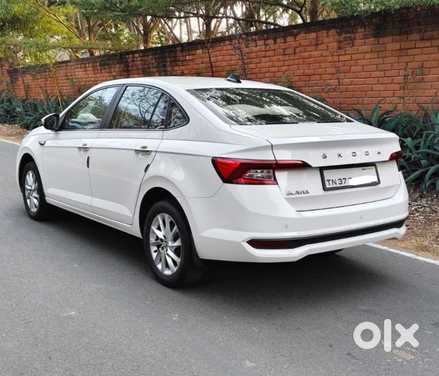 Skoda Slavia 1.0 Ambition Tsi, 2022, Petrol
