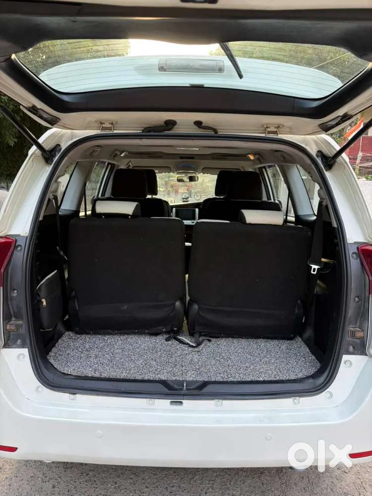 Toyota Innova Crysta 2018 Diesel Well Maintained