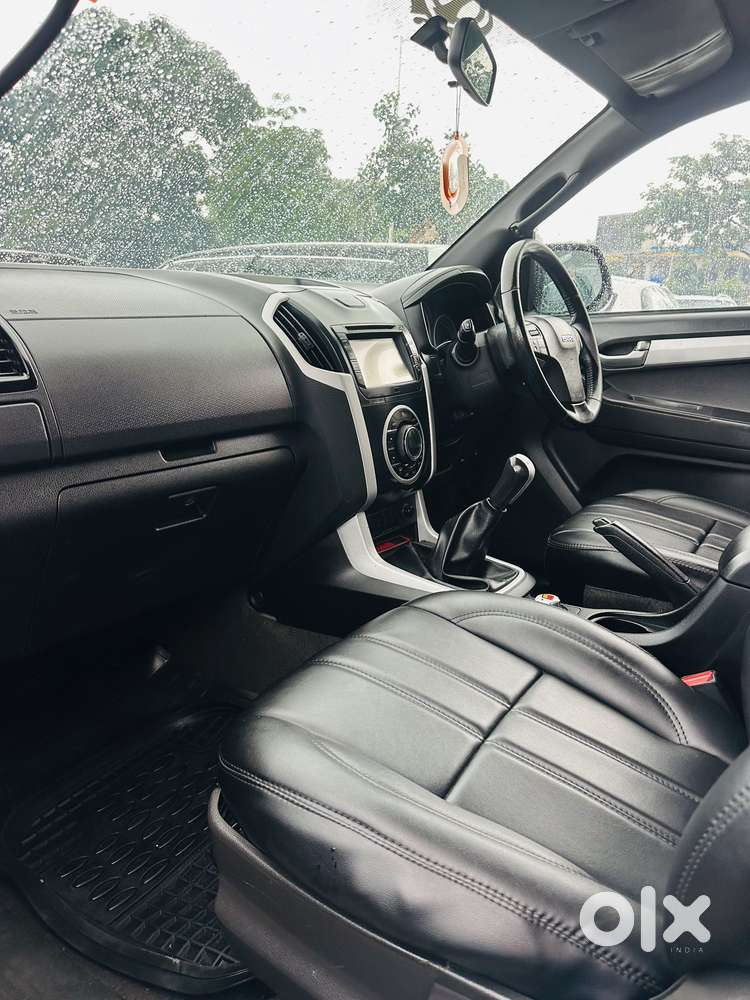 Isuzu D-max V-cross 4x4, 2020, Diesel