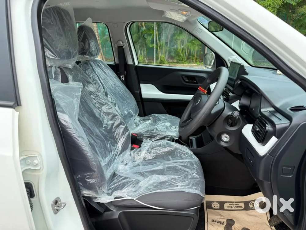 Tata Punch Pure, 2025, Petrol
