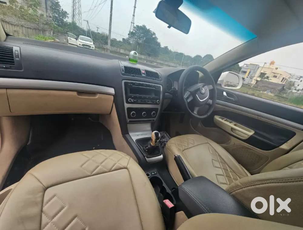 Skoda Laura 2013 Diesel 93000 Km Driven