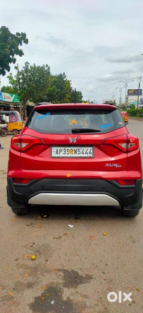 Mahindra Xuv300 2022 Diesel Well Maintained
