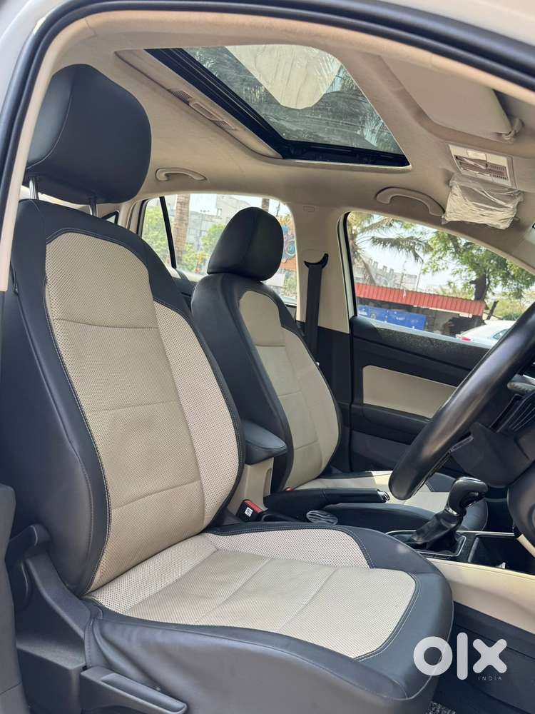 Skoda Slavia 1.0 Tsi Style At, 2023, Petrol