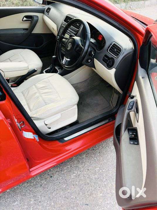 Volkswagen Vento Petrol Highline, 2011, Petrol