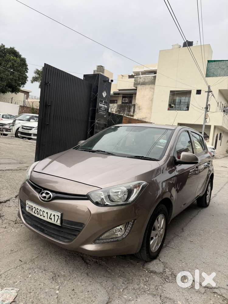 Hyundai I20 Sportz 1.2 Bs-iv, 2013, Petrol