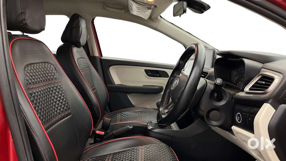 Tata Altroz 1.2 Xt, 2022, Petrol