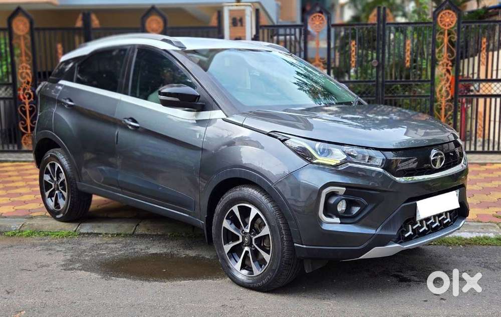 Tata Nexon 1.2 Revotron Xza Plus Dualtone, 2020, Petrol