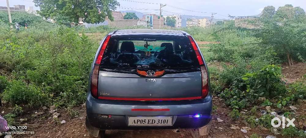 Tata Indica Vista Quadrajet-ls 2012 Diesel