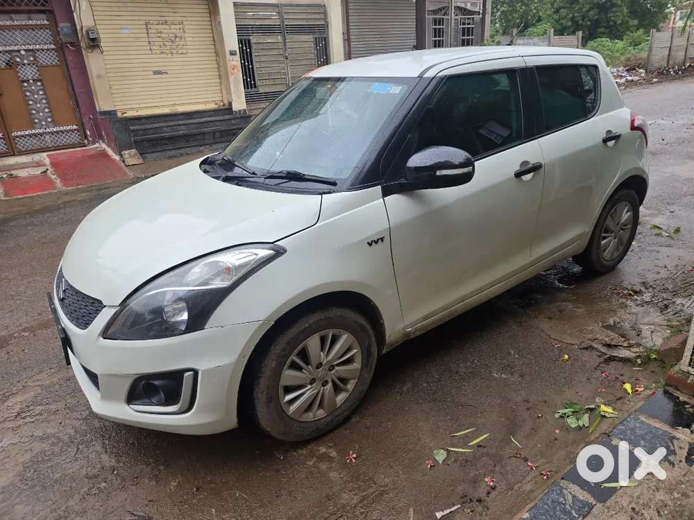 Maruti Suzuki Swift Zxi Petrol 2017