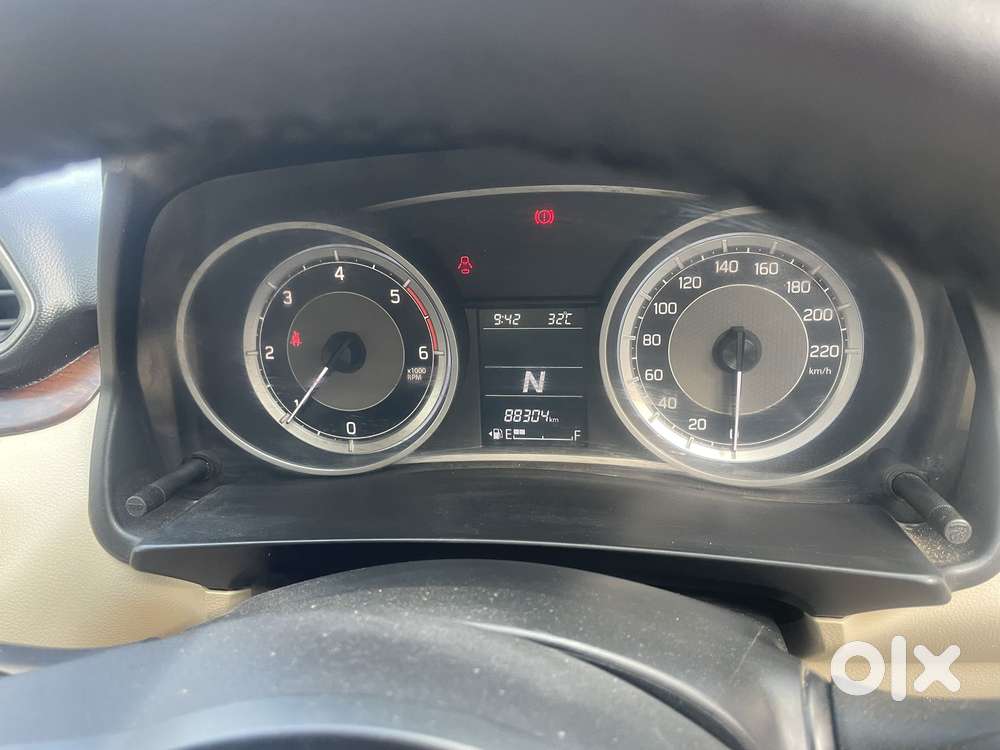 Maruti Suzuki Swift Dzire Vdi At, 2018, Diesel