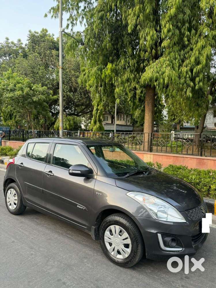 Maruti Suzuki Swift Vxi Optional, 2017, Petrol