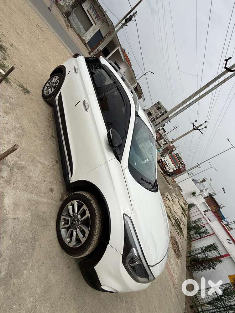 Hyundai I20 Active 2015 Diesel Well Maintained