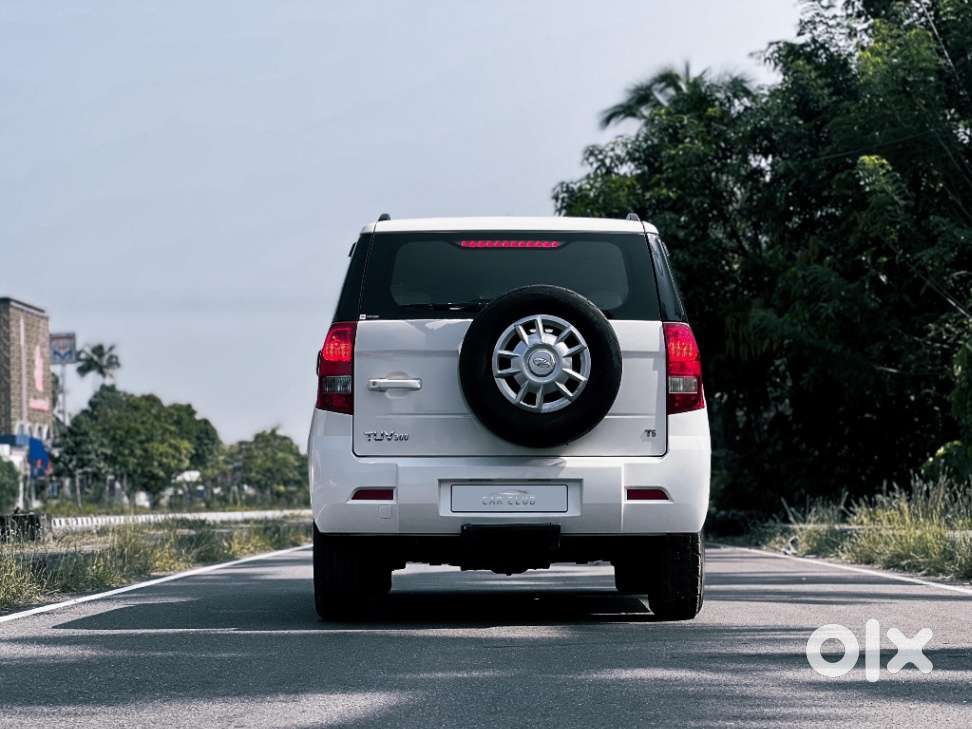 Mahindra Tuv 300 T6, 2016, Diesel