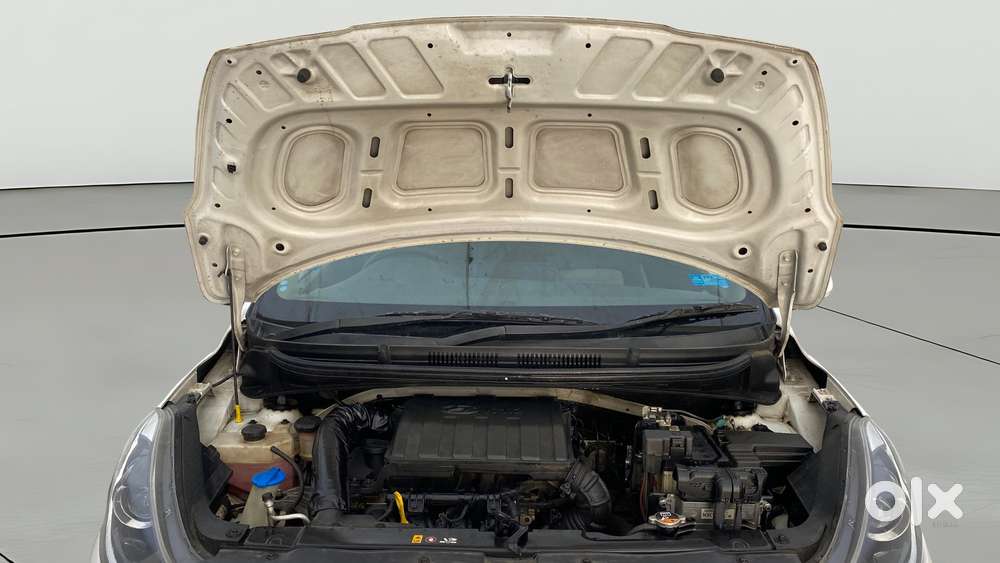 Hyundai Aura Sx Plus Automatic, 2022, Petrol