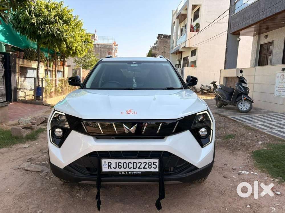 Mahindra Xuv 3xo Mx1 Converted To Ax7l Full Top Model