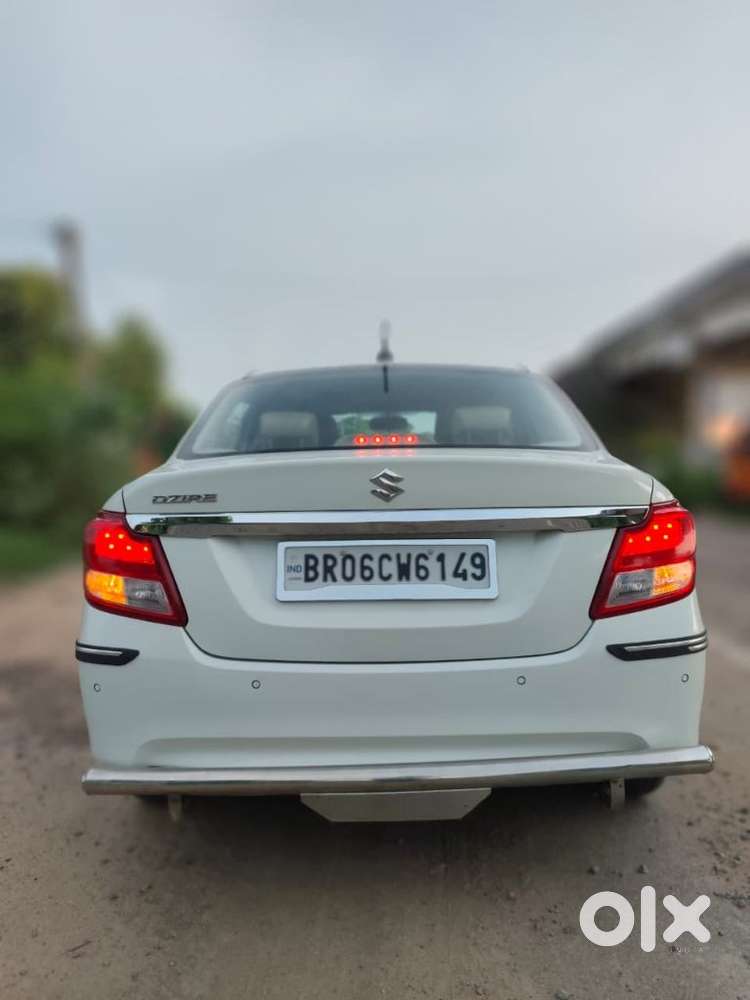 Maruti Suzuki Dzire 1.2 Vxi, 2022, Petrol
