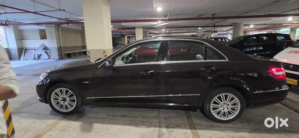 Mercedes-benz E-class 2011