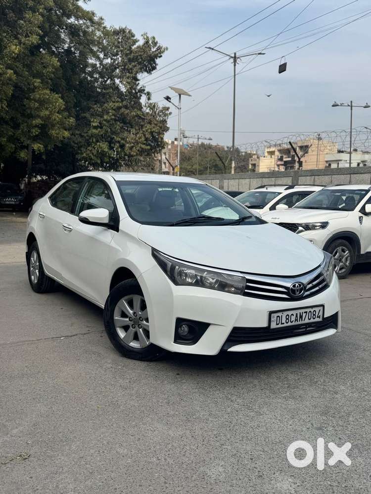 Toyota Corolla Altis G At, 2016, Petrol