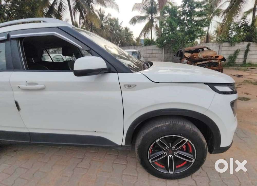 Hyundai Venue S Mt 1.2 Kappa, 2022, Petrol