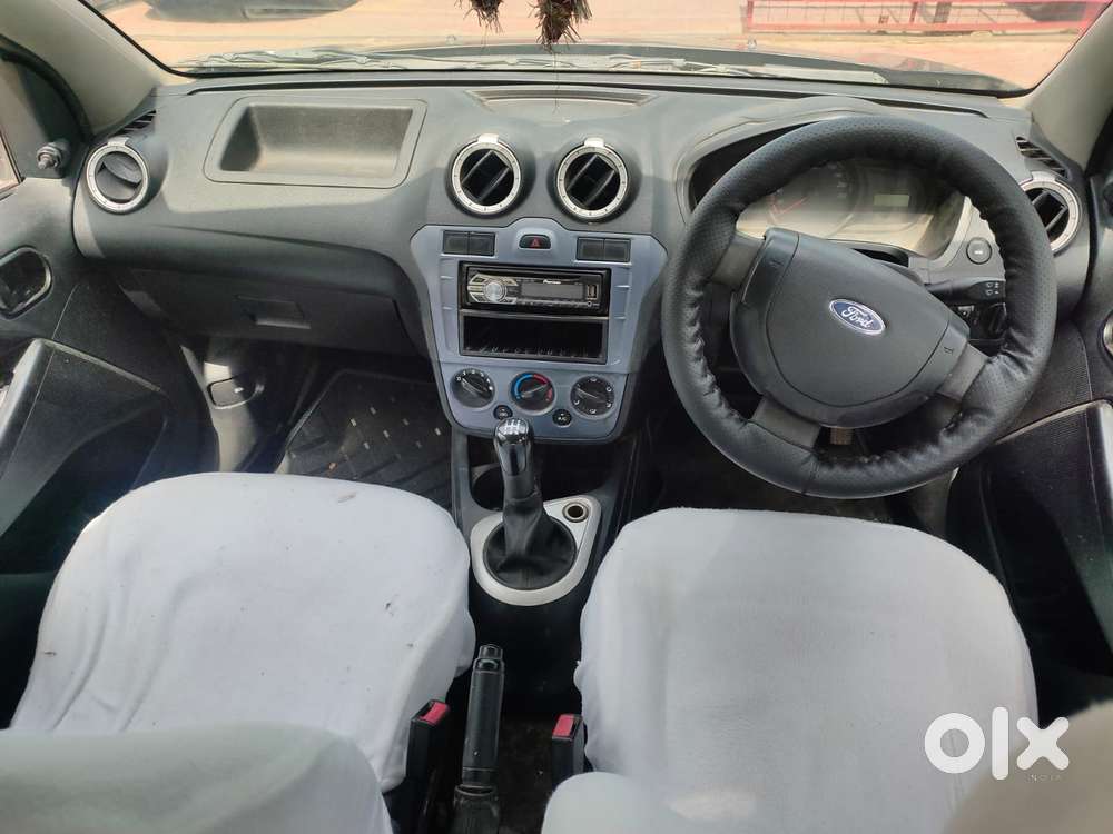 Ford Figo 2010-2012 Petrol Exi, 2013, Petrol