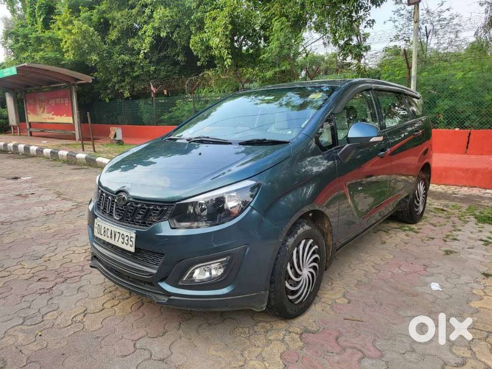Mahindra Marazzo M4, 2018, Diesel