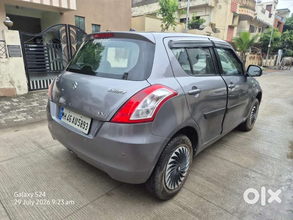 Maruti Suzuki Swift Vxi, 2016, Petrol