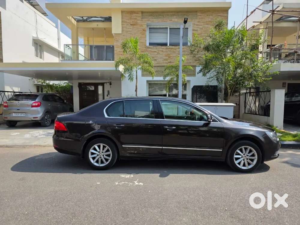 Skoda Superb/ Manual/2015/petrol/well Maintained