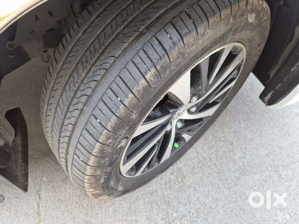 Toyota Innova Crysta [2020-ongoing] 2.4 Zx 7 Str, 2023, Diesel