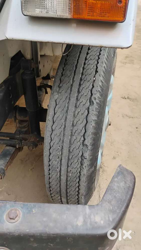 Good Condition Jeep Tyres Is Very Good Quality And  Confertable Seats