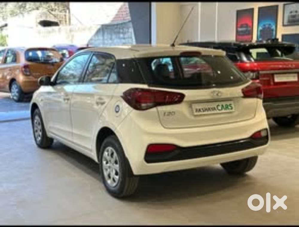 Hyundai I20 1.4 Magna At, 2018, Petrol