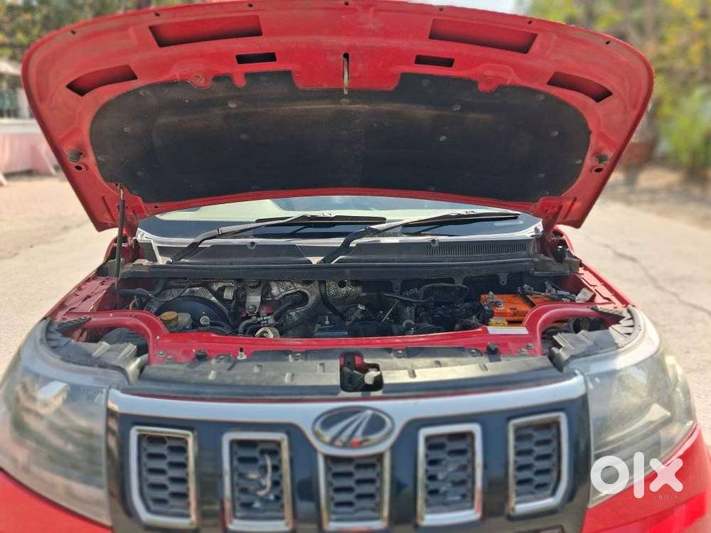 Mahindra Tuv 300 T10, 2019, Diesel