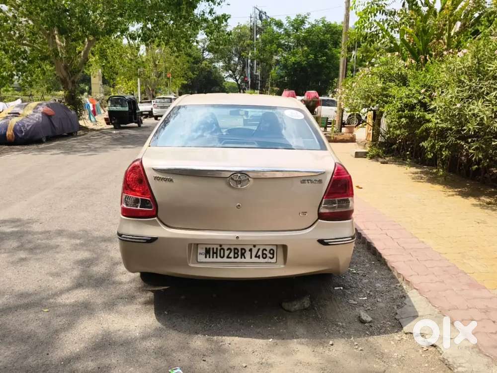 Toyota Etios 2011 Cng & Hybrids 95000 Km Driven