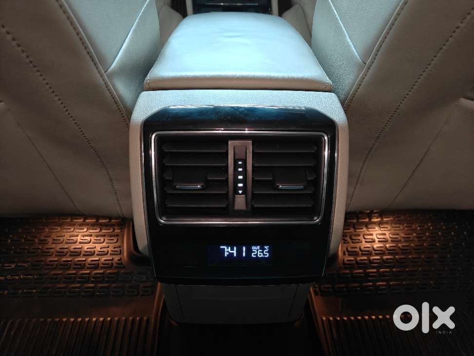 Skoda Superb Style 1.8 Tsi Mt, 2016, Petrol