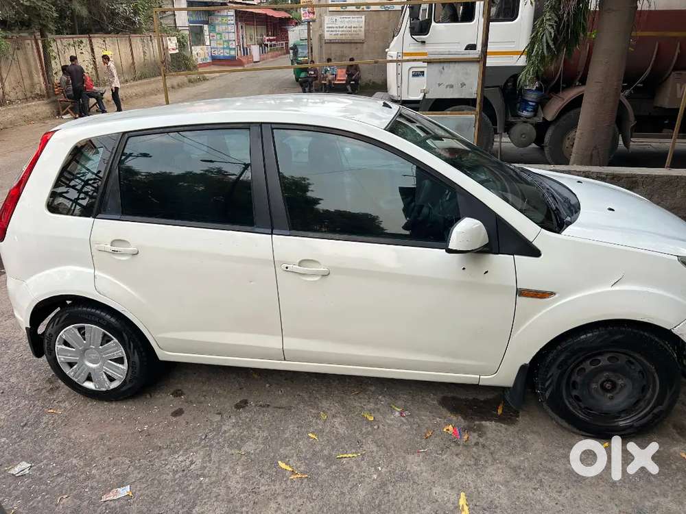 Ford Figo 1.2 Titanium Plus 2010